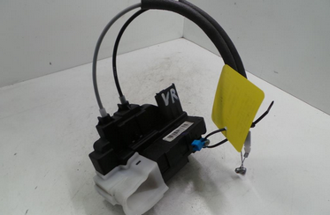 Hyundai i20 PB Bj.11 T&uuml;rschloss vorn rechts mit ZV 81320-1J030